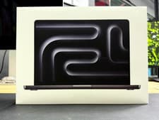 Apple 2025 MacBook Pro Laptop with M5 chip (Pinpack/Sealed) 14.2 inches 16/512GB