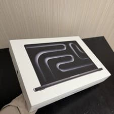 Apple MacBook Pro 16” M5 Pro Space Black -  24GB RAM - 1TB SSD, *MDM* SEALED